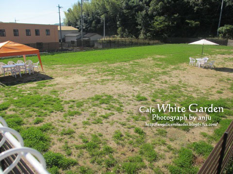 Cafe White Garden（ホワイトガーデン）