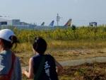 パラカップ仙台と仙台空港の旅客機